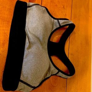 Champion sports Bra small